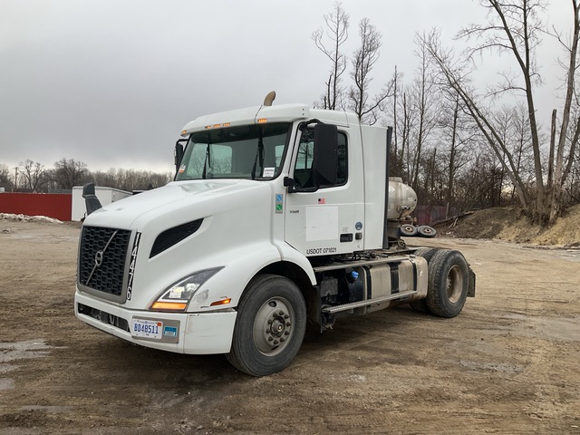 2019 Volvo VNR 4x2 S/A Day Cab Truck Tractor