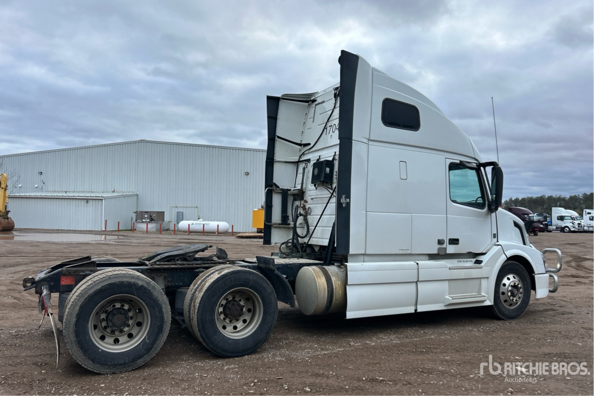 General Appearance with Picture, Right Rear Corner