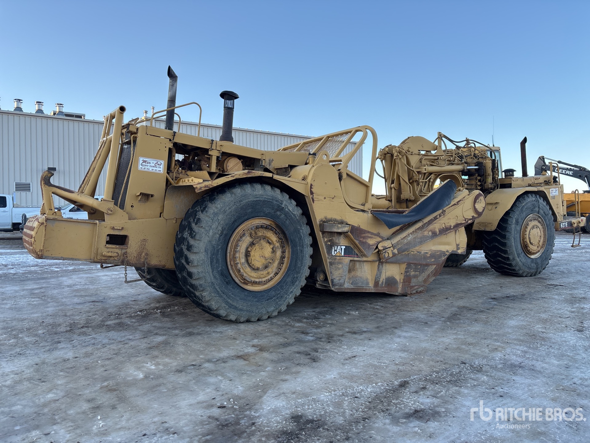 Aspect général with Image, coin arrière droit