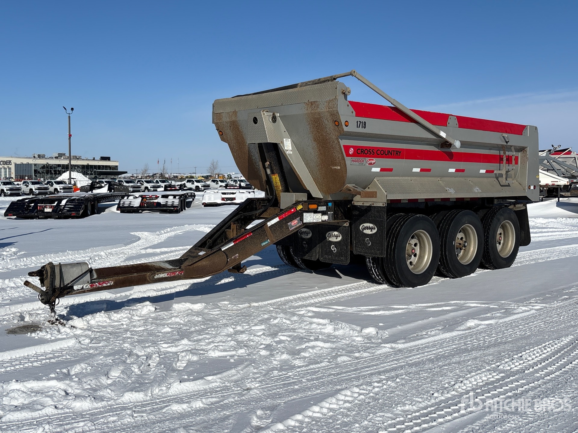 General Appearance with Bild, Ecke vorne links