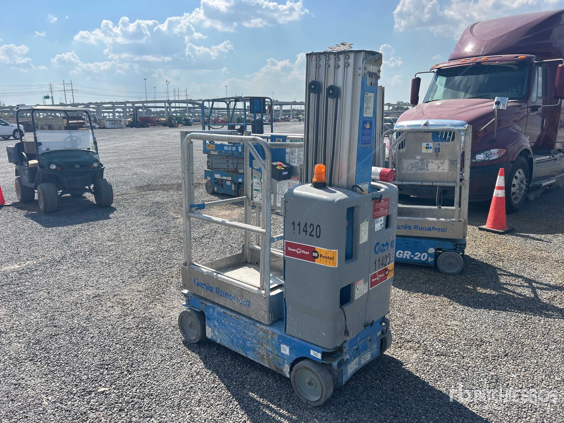 General Appearance with Bild, Ecke hinten links