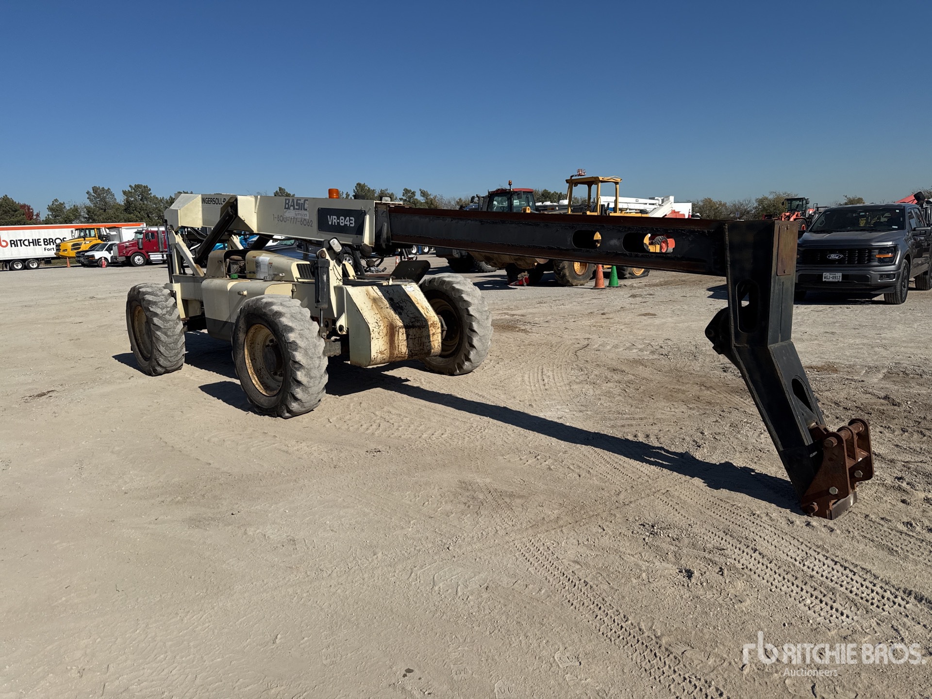 General Appearance with Picture, Right Front Corner