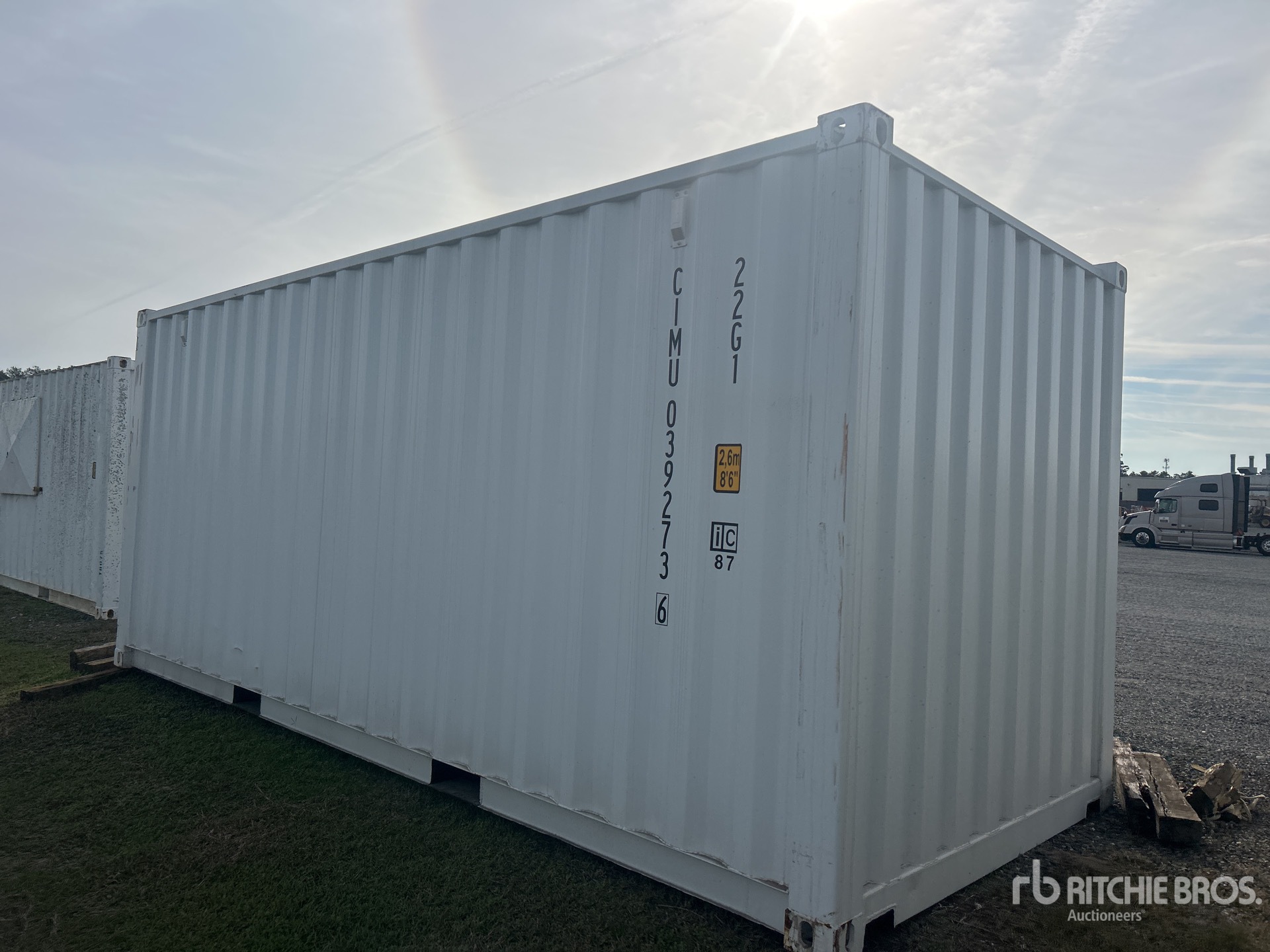 General Appearance with Picture, Right Front Corner