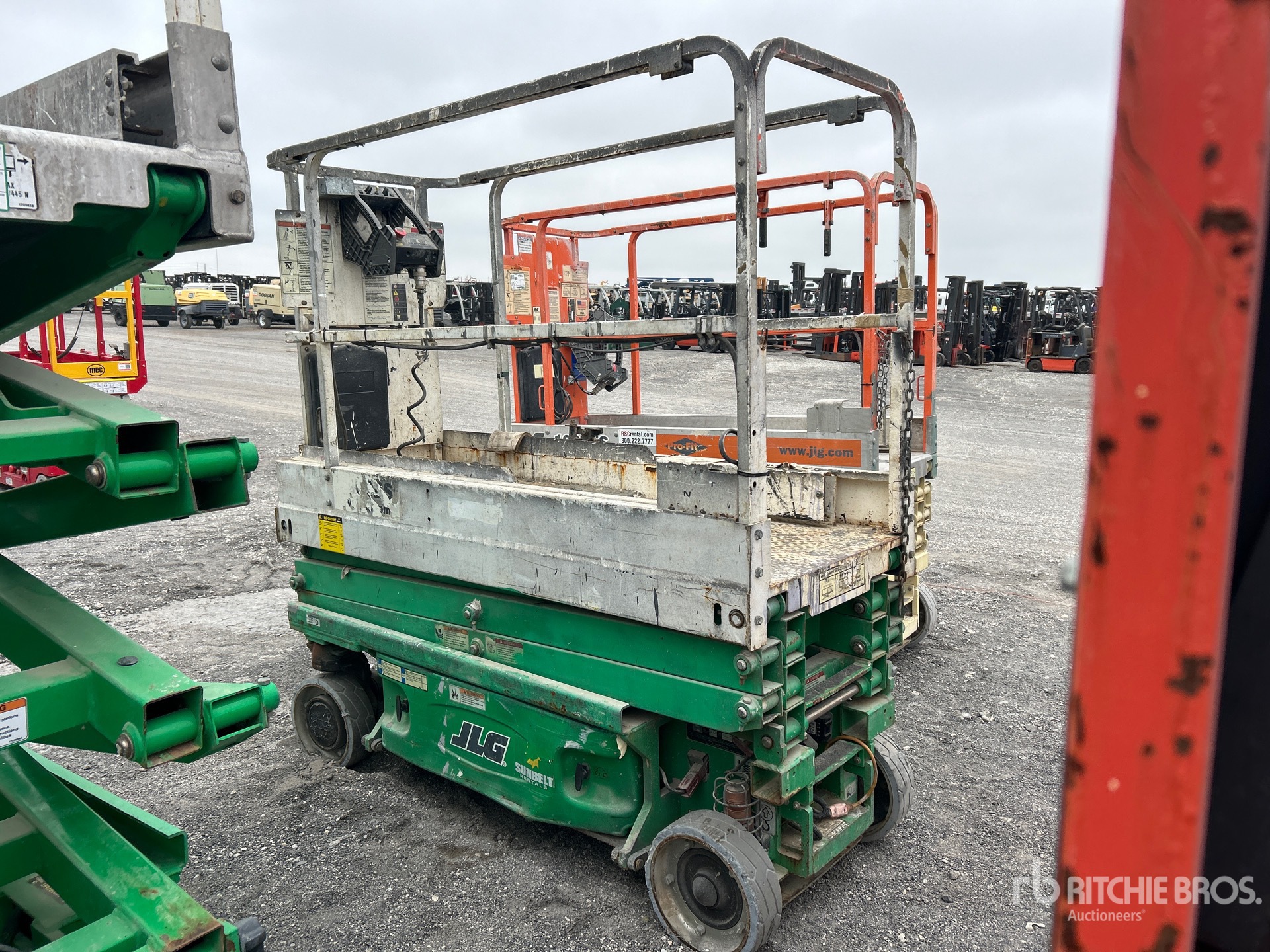 General Appearance with Picture, Left Rear Corner