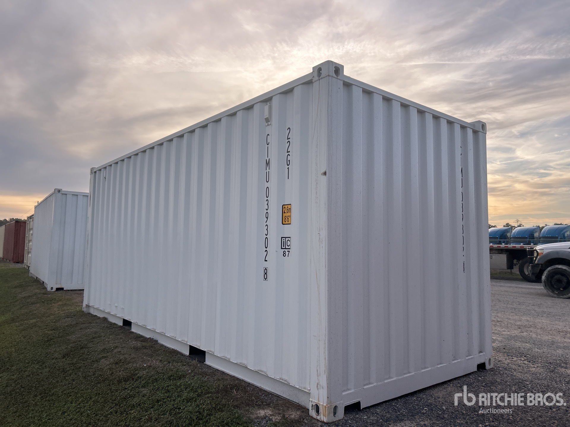 General Appearance with Picture, Right Front Corner