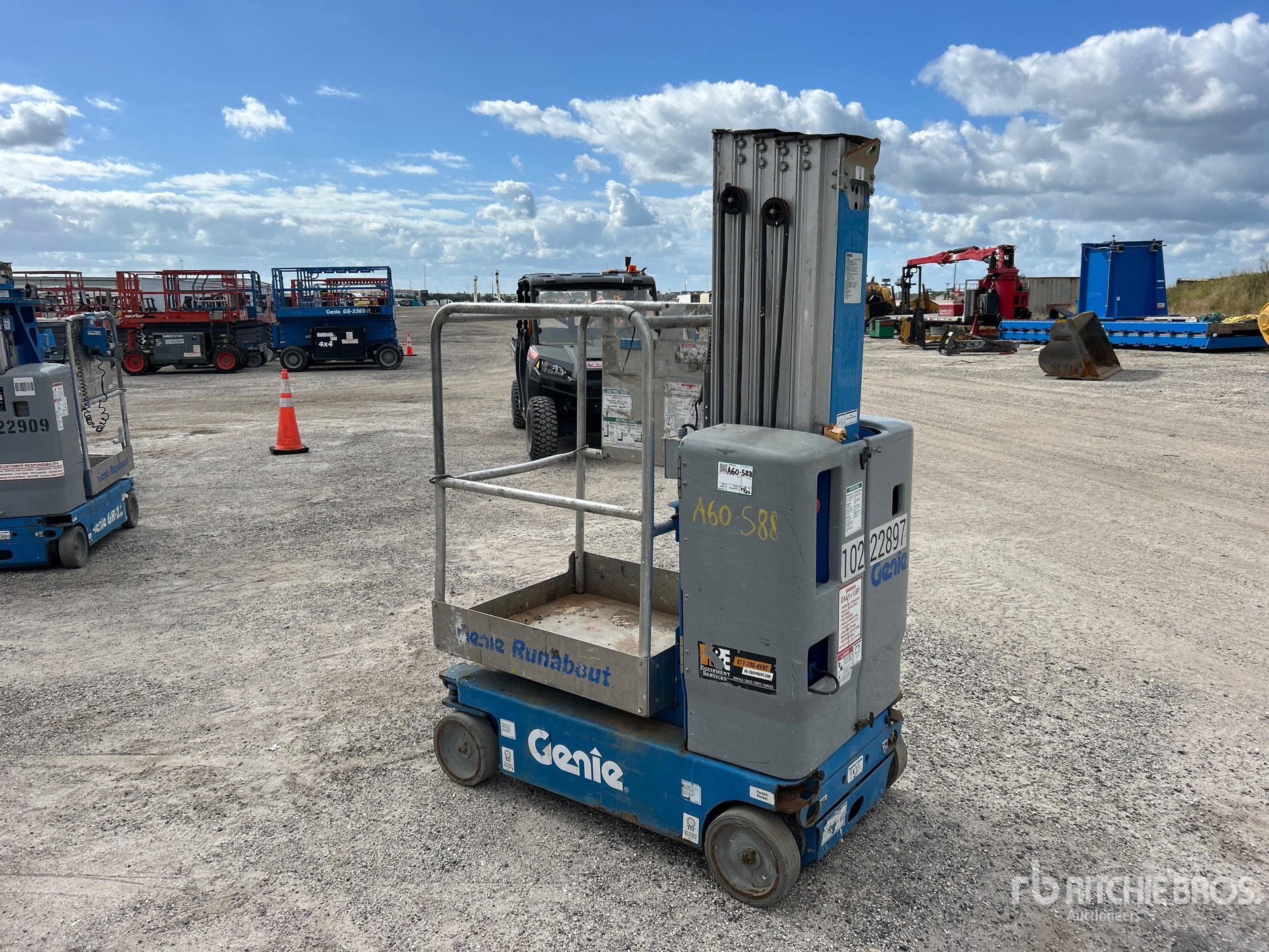 General Appearance with Bild, Ecke hinten links