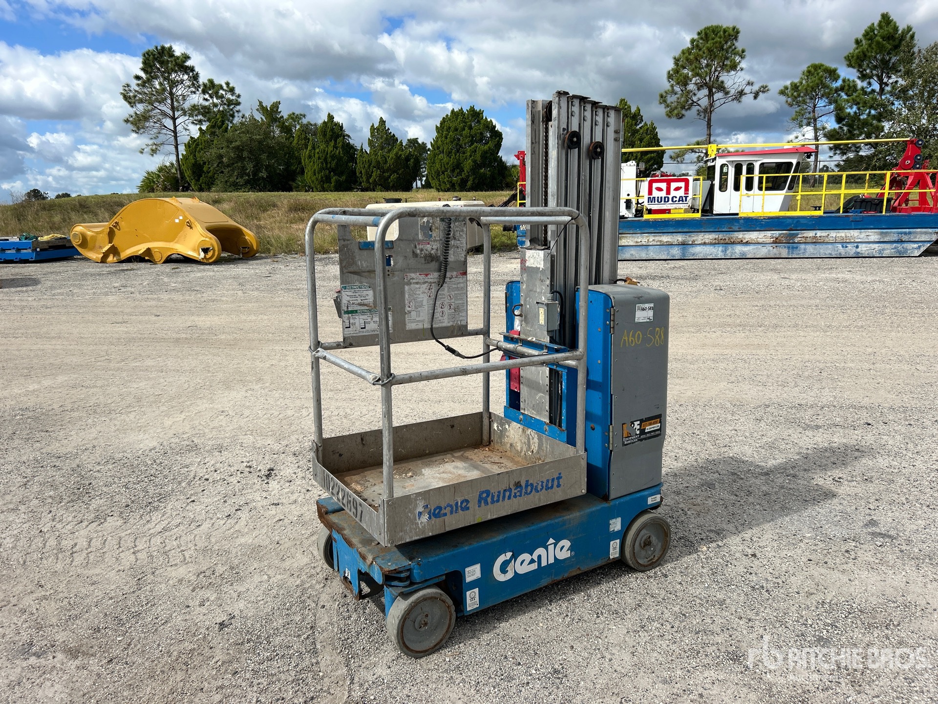 General Appearance with Bild, Ecke vorne links