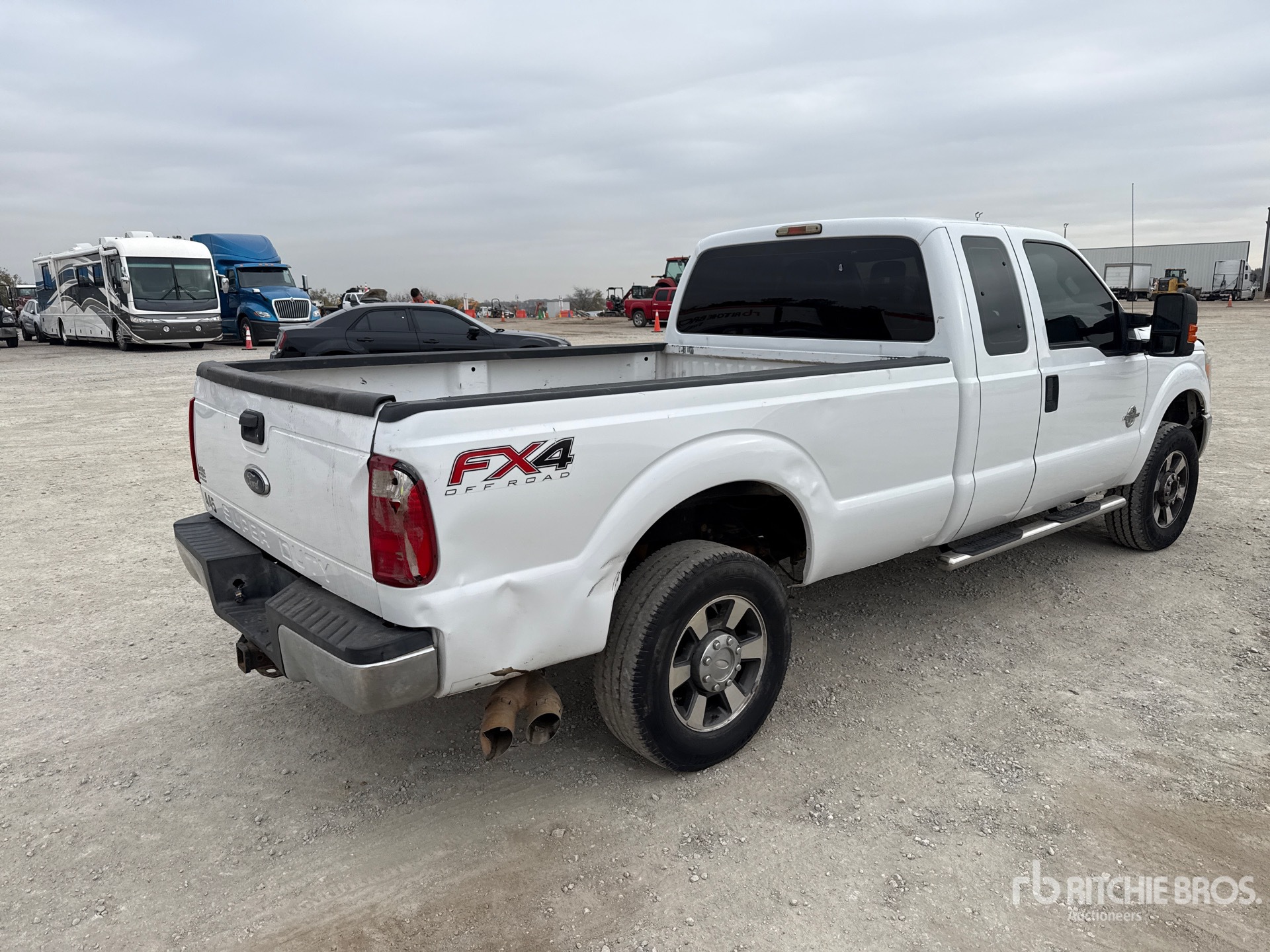 General Appearance with Imagen: esquina trasera derecha