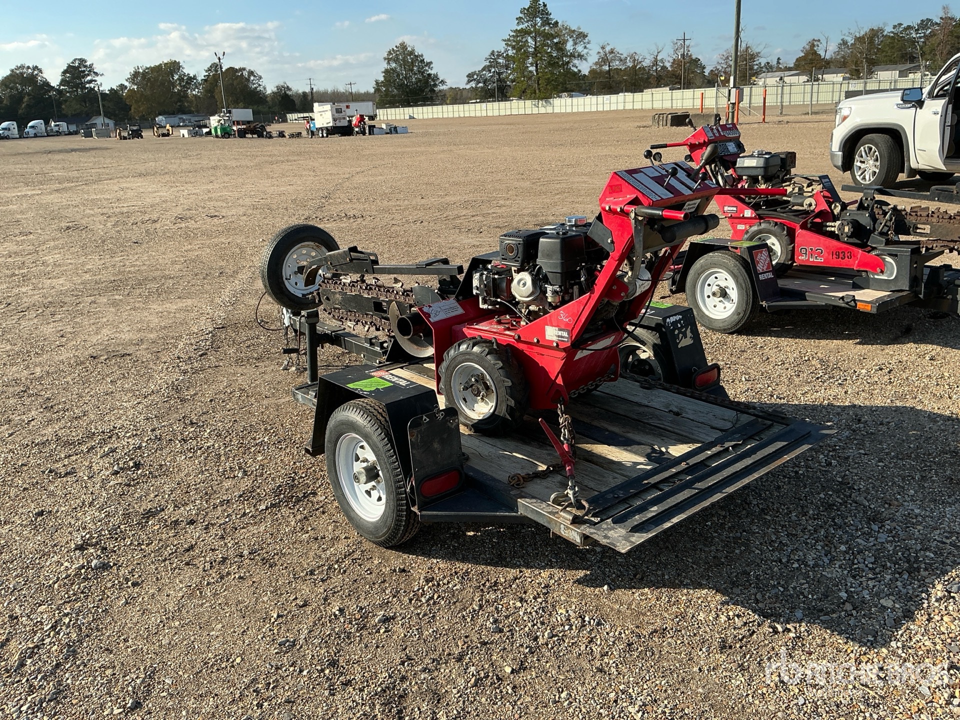 General Appearance with Picture, Left Rear Corner