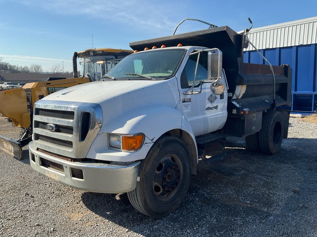 2006 Ford F-650 XL 4x2 S/A Dump Truck (Inoperable)