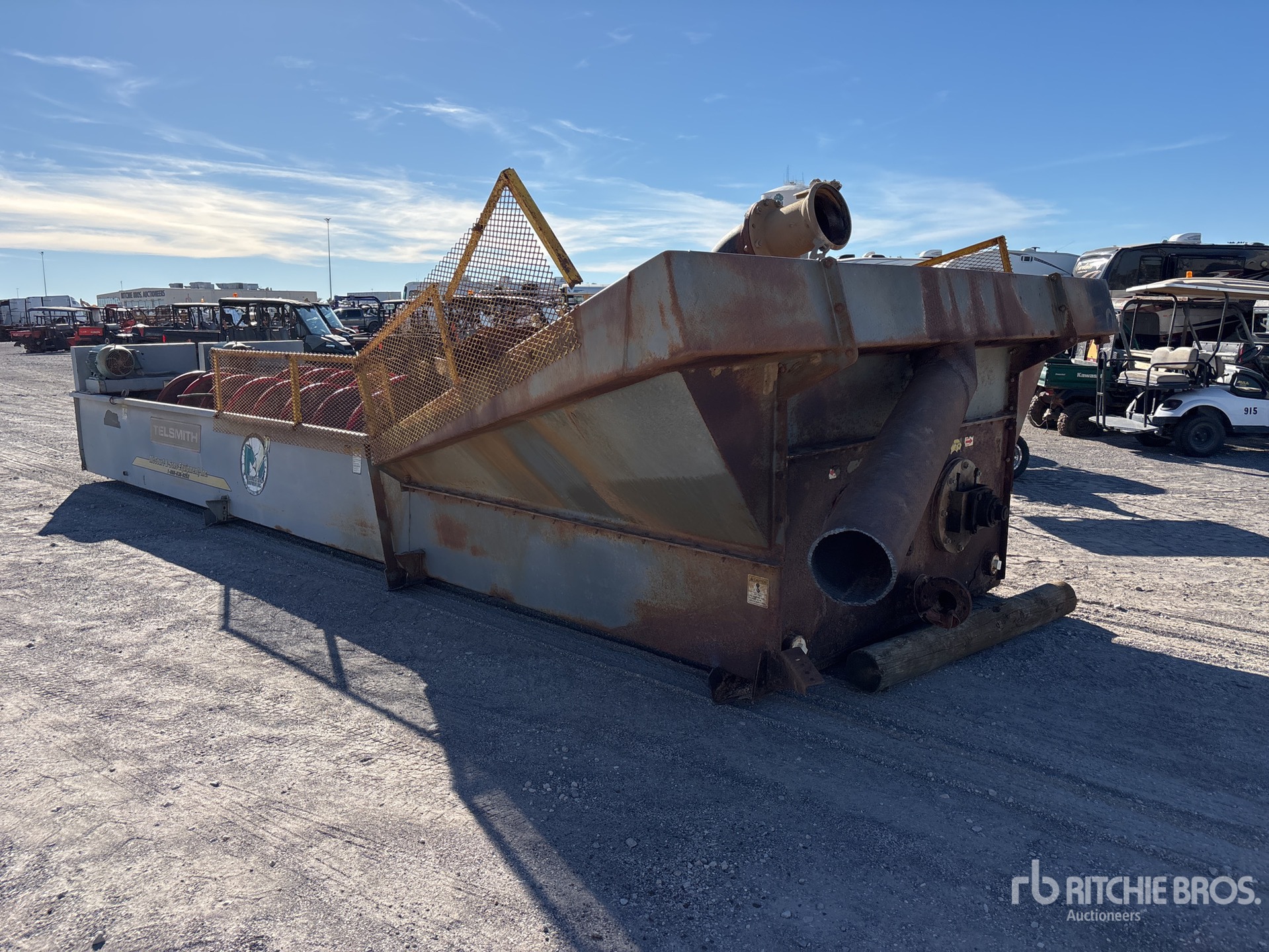 General Appearance with Bild, Ecke vorne rechts