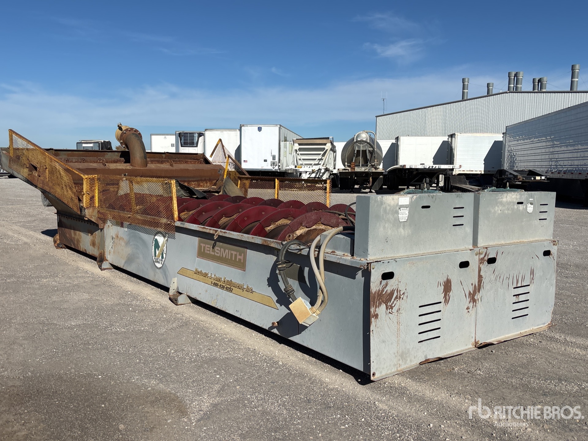 General Appearance with Bild, Ecke hinten links