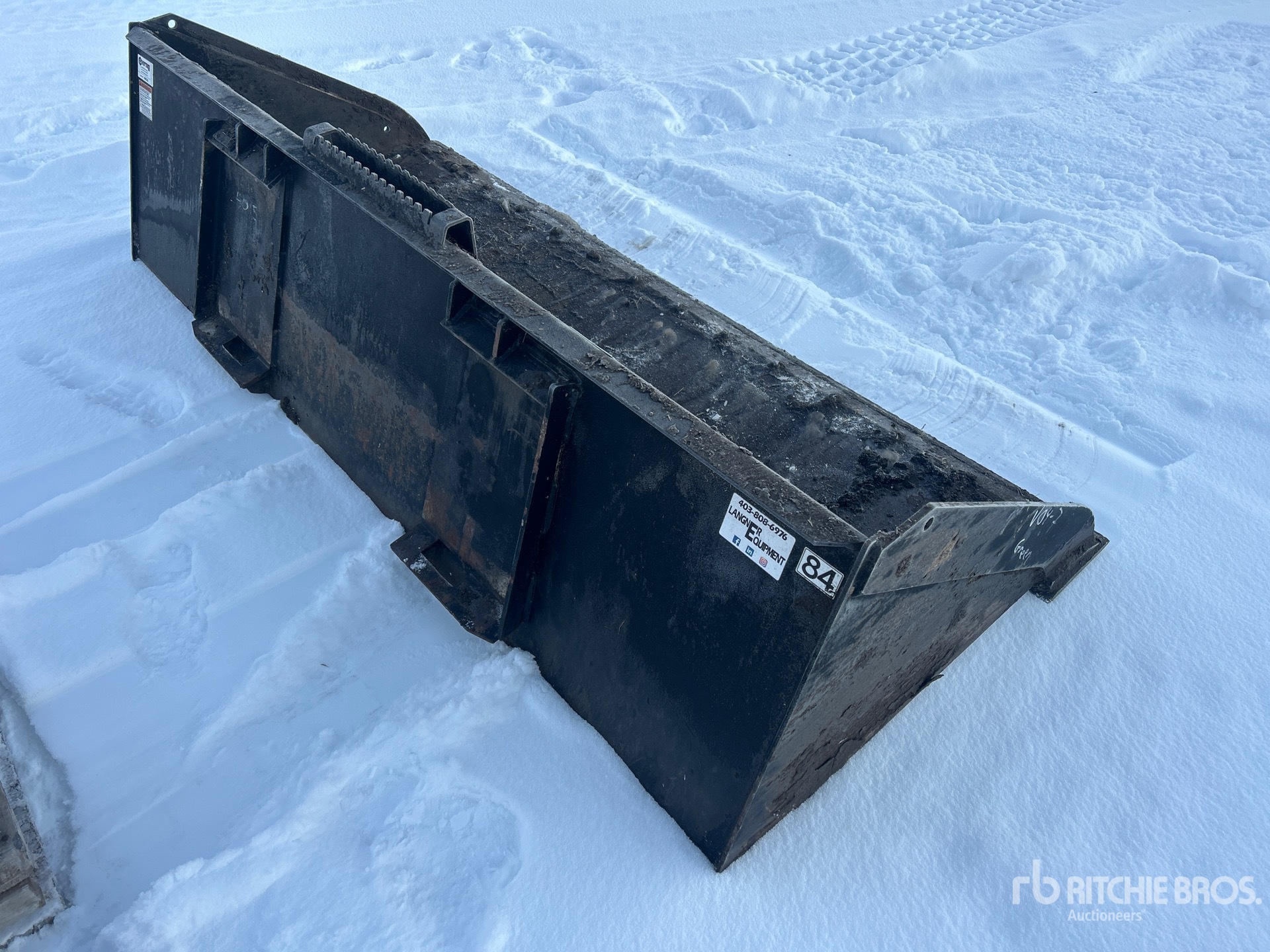 Aspect général with Image, coin arrière droit