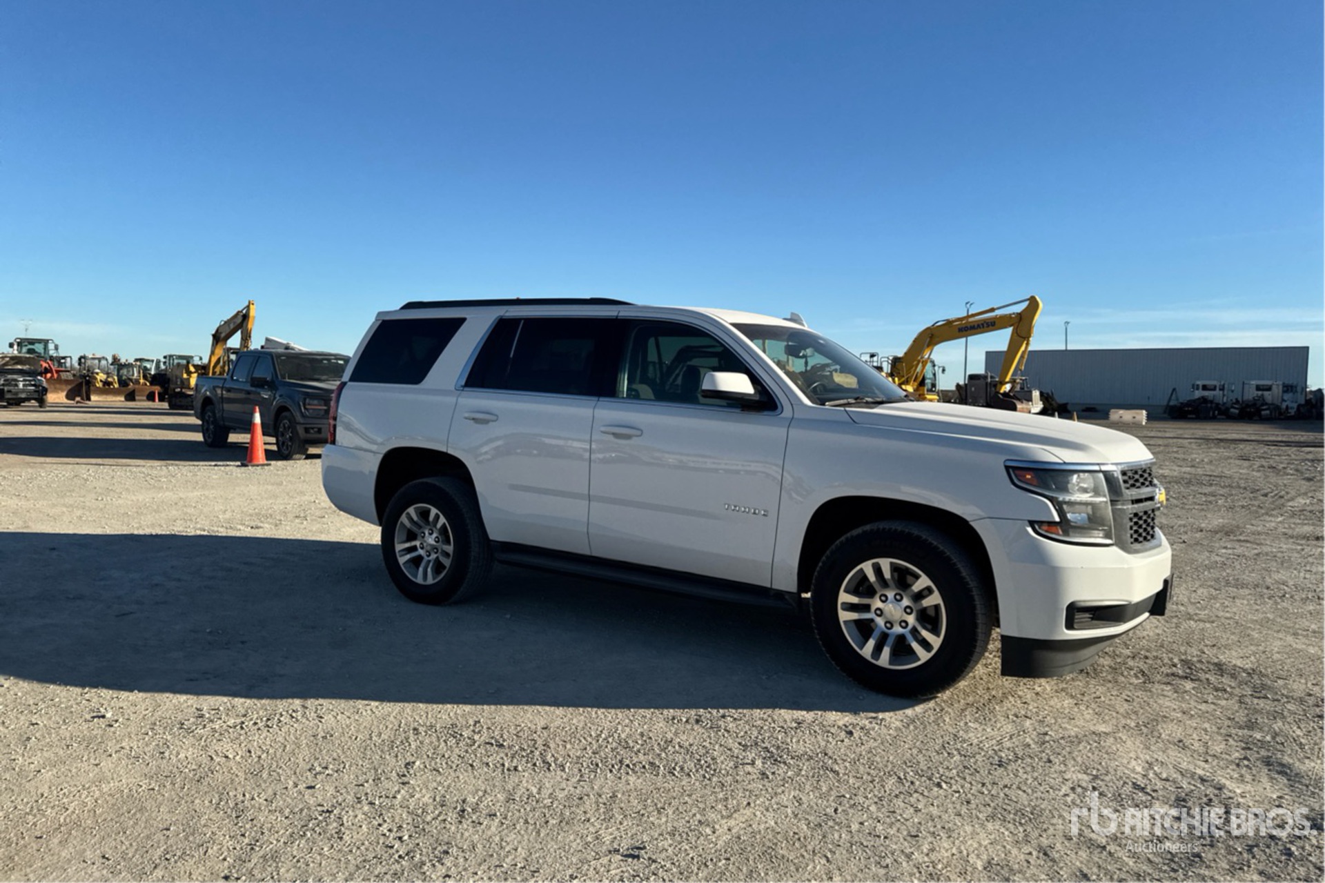 General Appearance with Picture, Right Front Corner