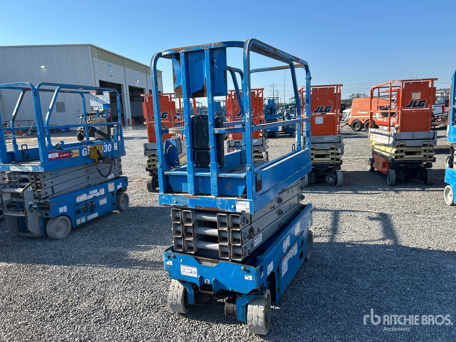 General Appearance with Picture, Left Front Corner