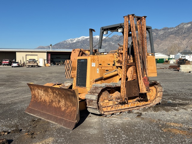 2001 Case 750H Pipelayer