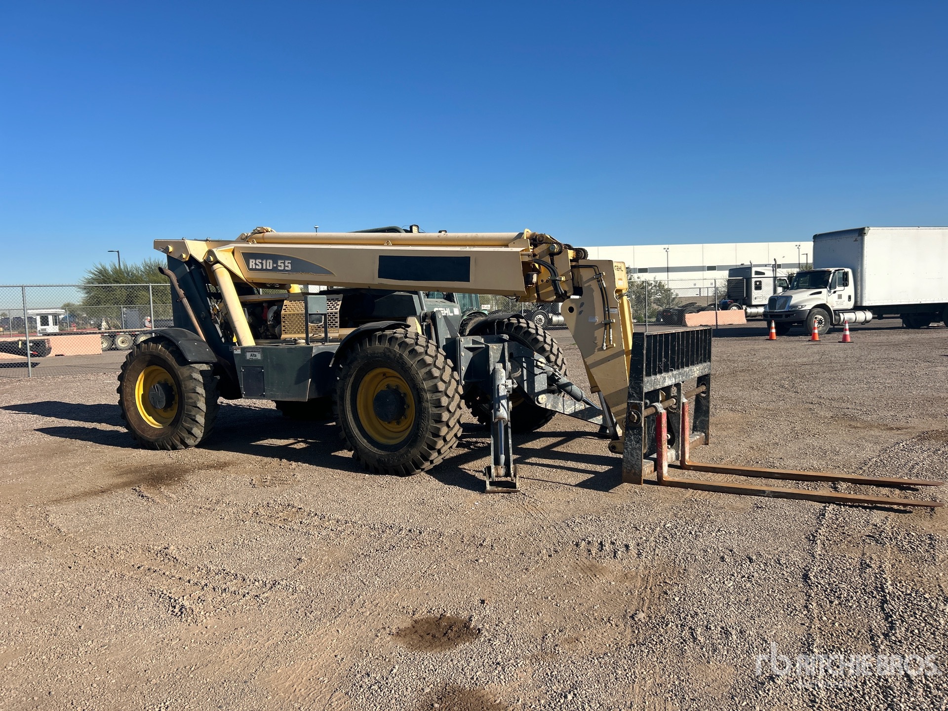 General Appearance with Picture, Right Front Corner