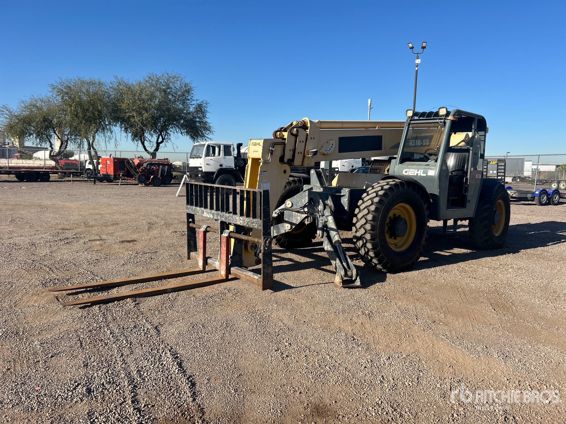 General Appearance with Featured Photo