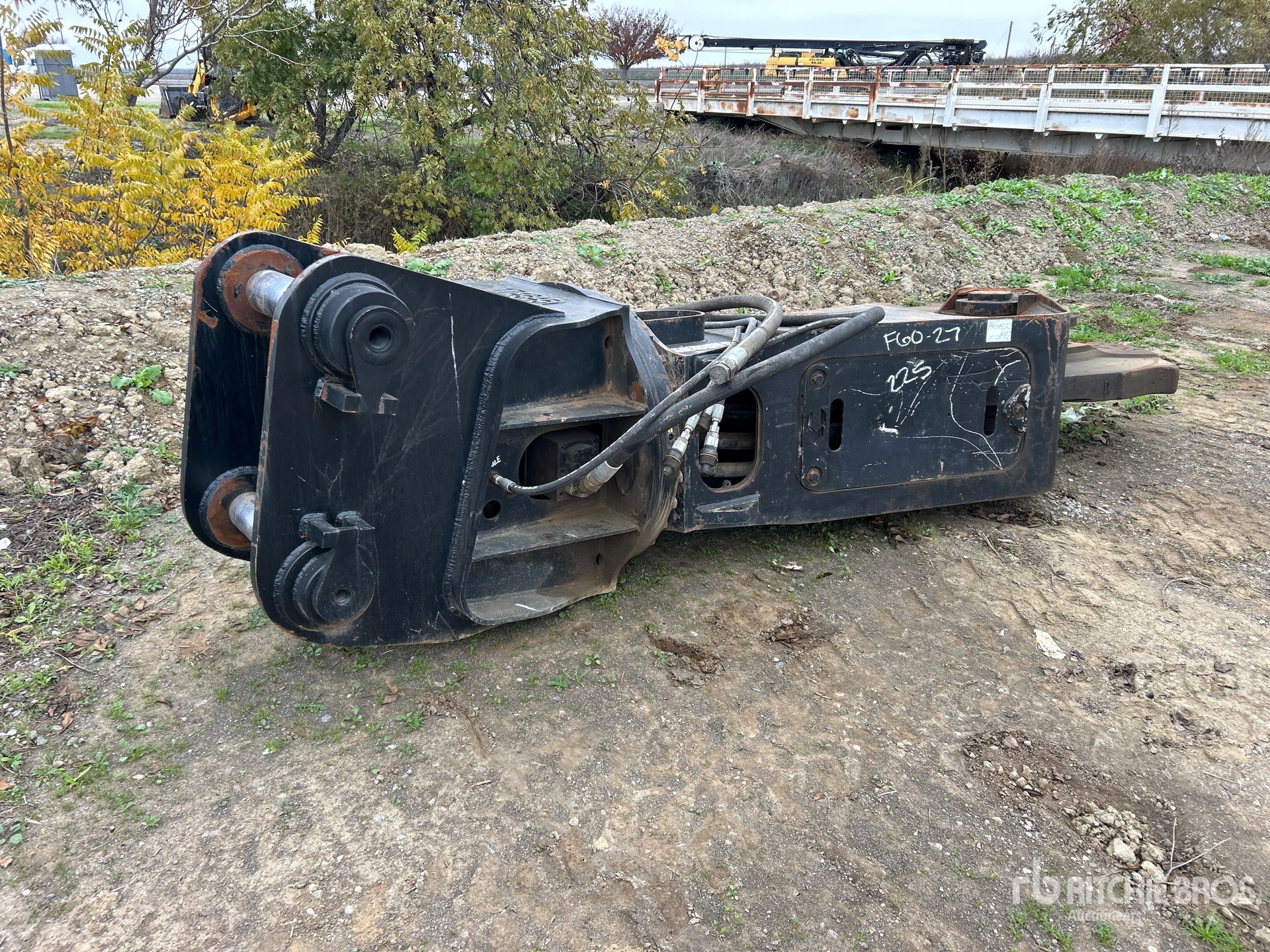 Aspect général with Image, coin avant droit