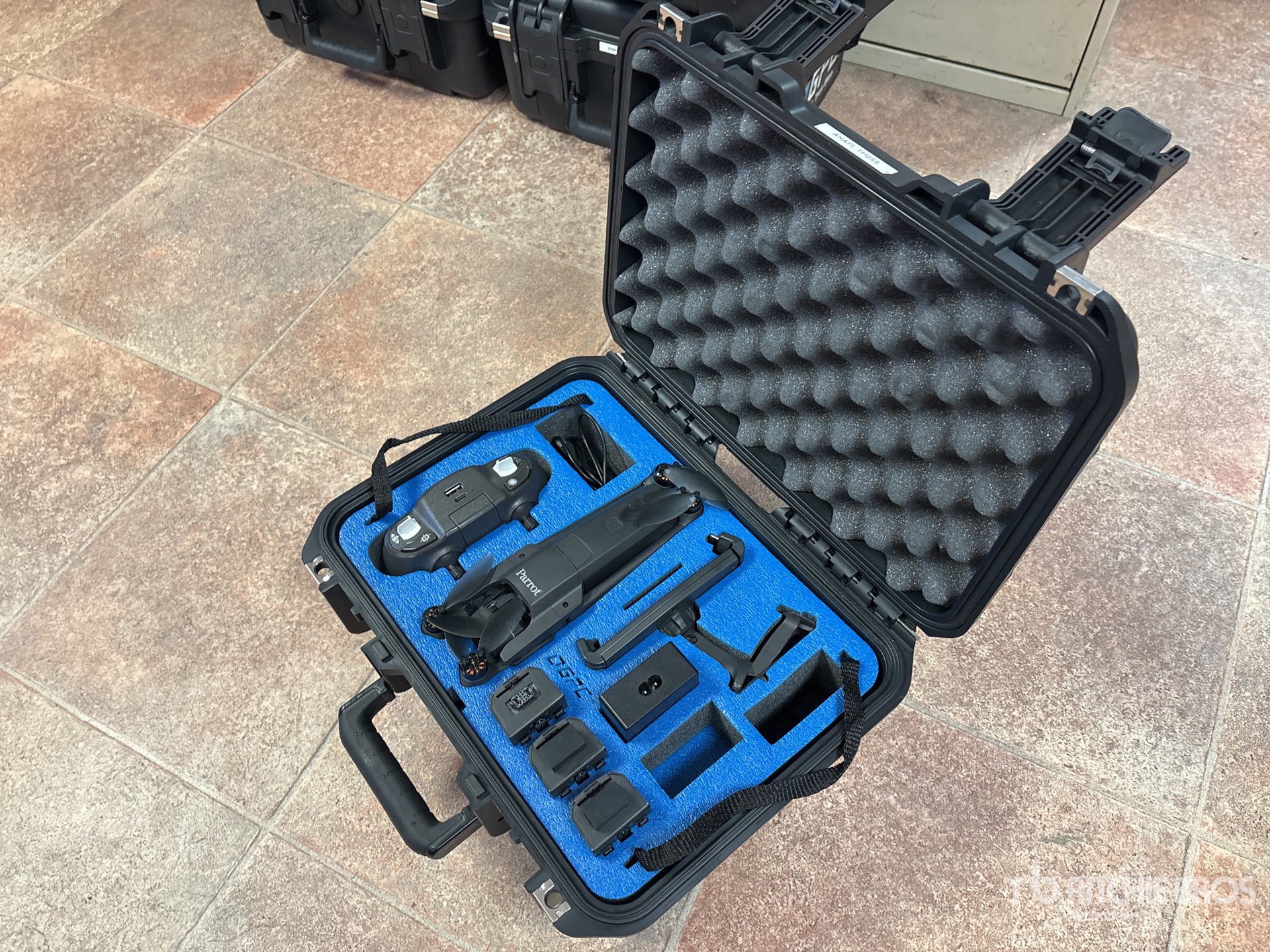 Aspect général with Image, coin avant gauche