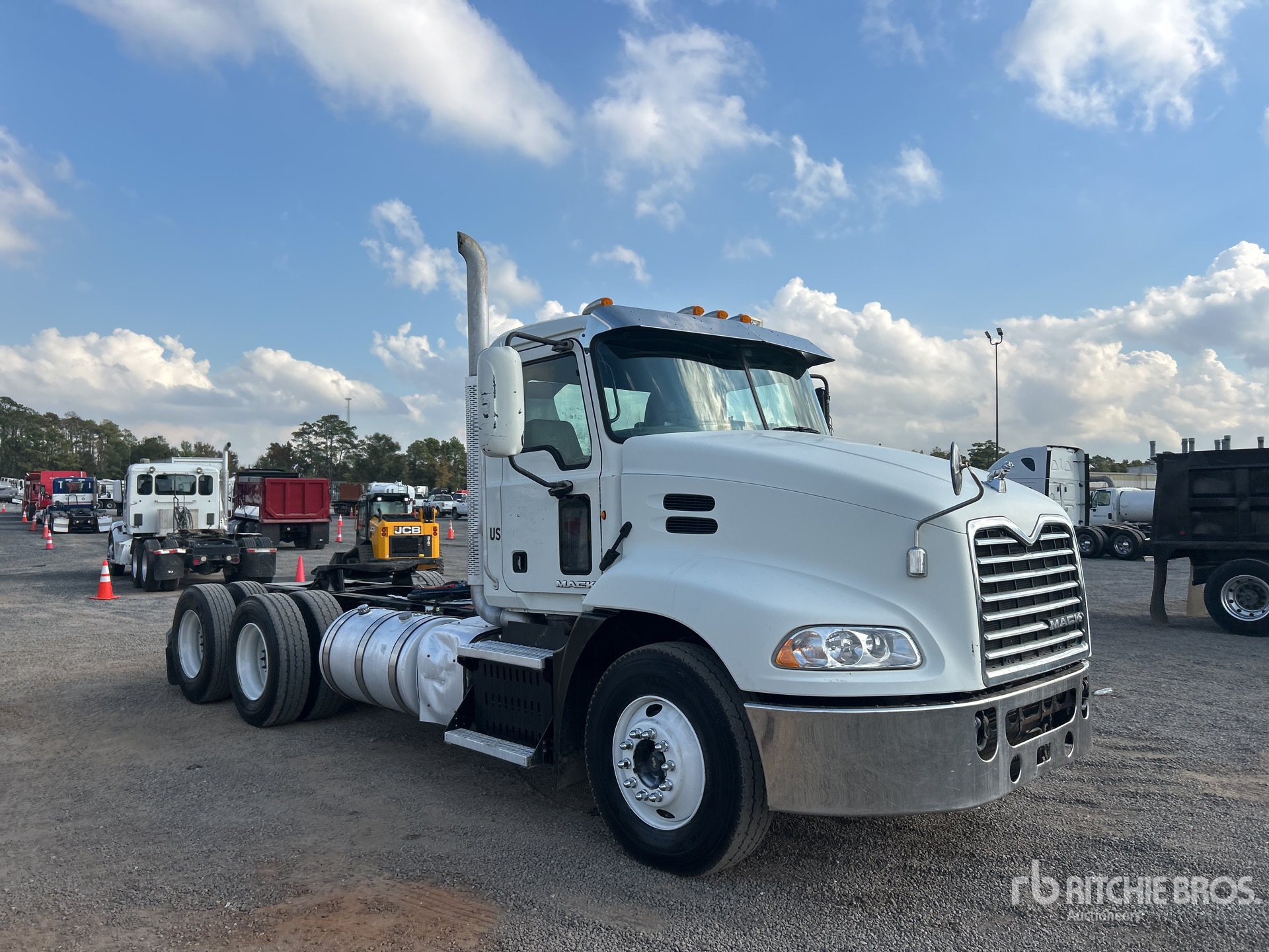 General Appearance with Foto, angolo anteriore destro