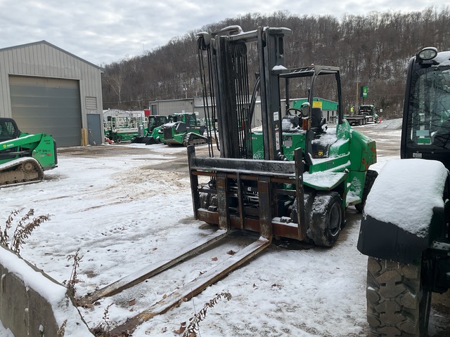 2016 Mitsubishi FD70E1-D 4x2 Rough Terrain Forklift (Inoperable)