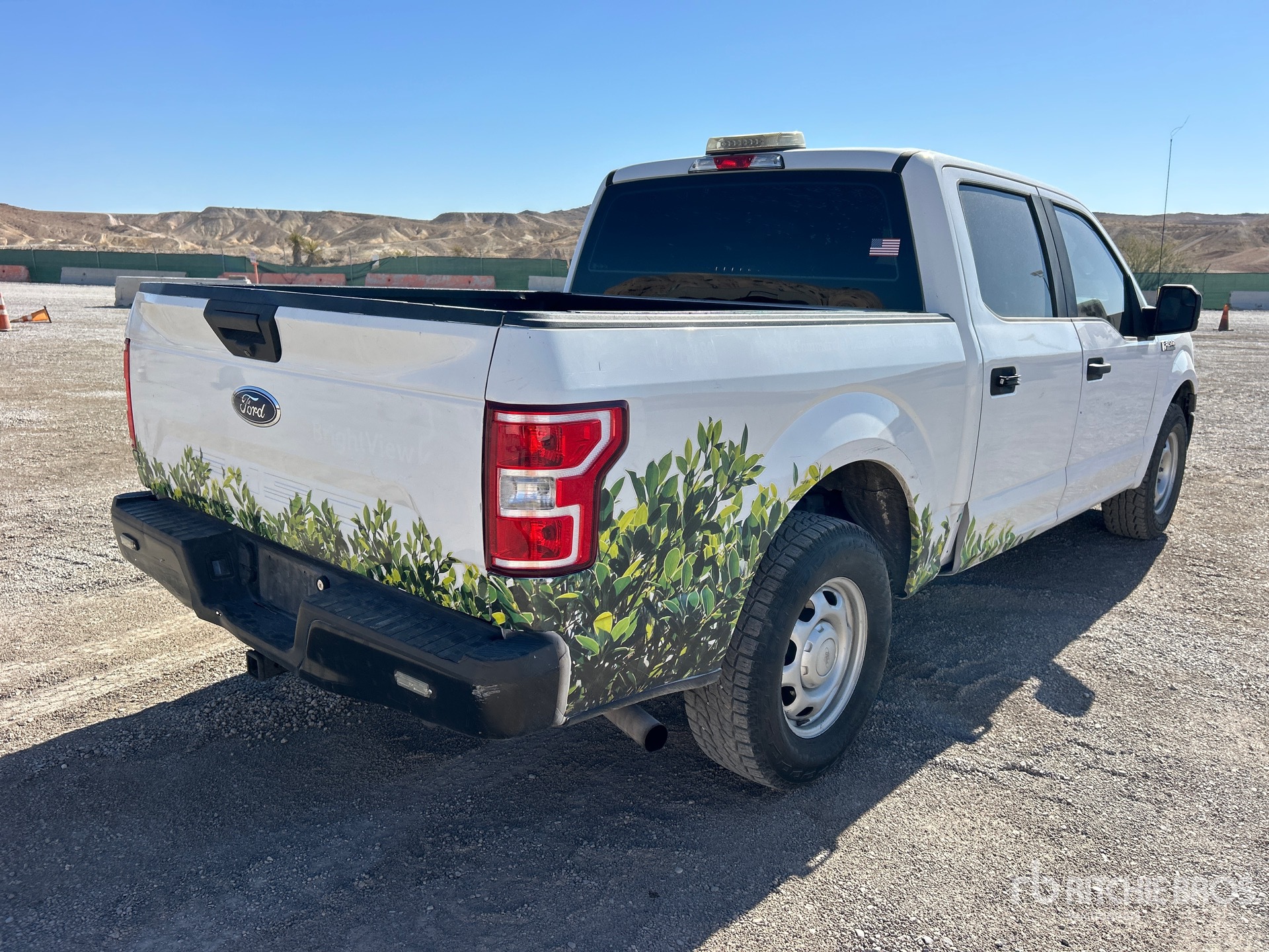 General Appearance with Imagen: esquina trasera derecha