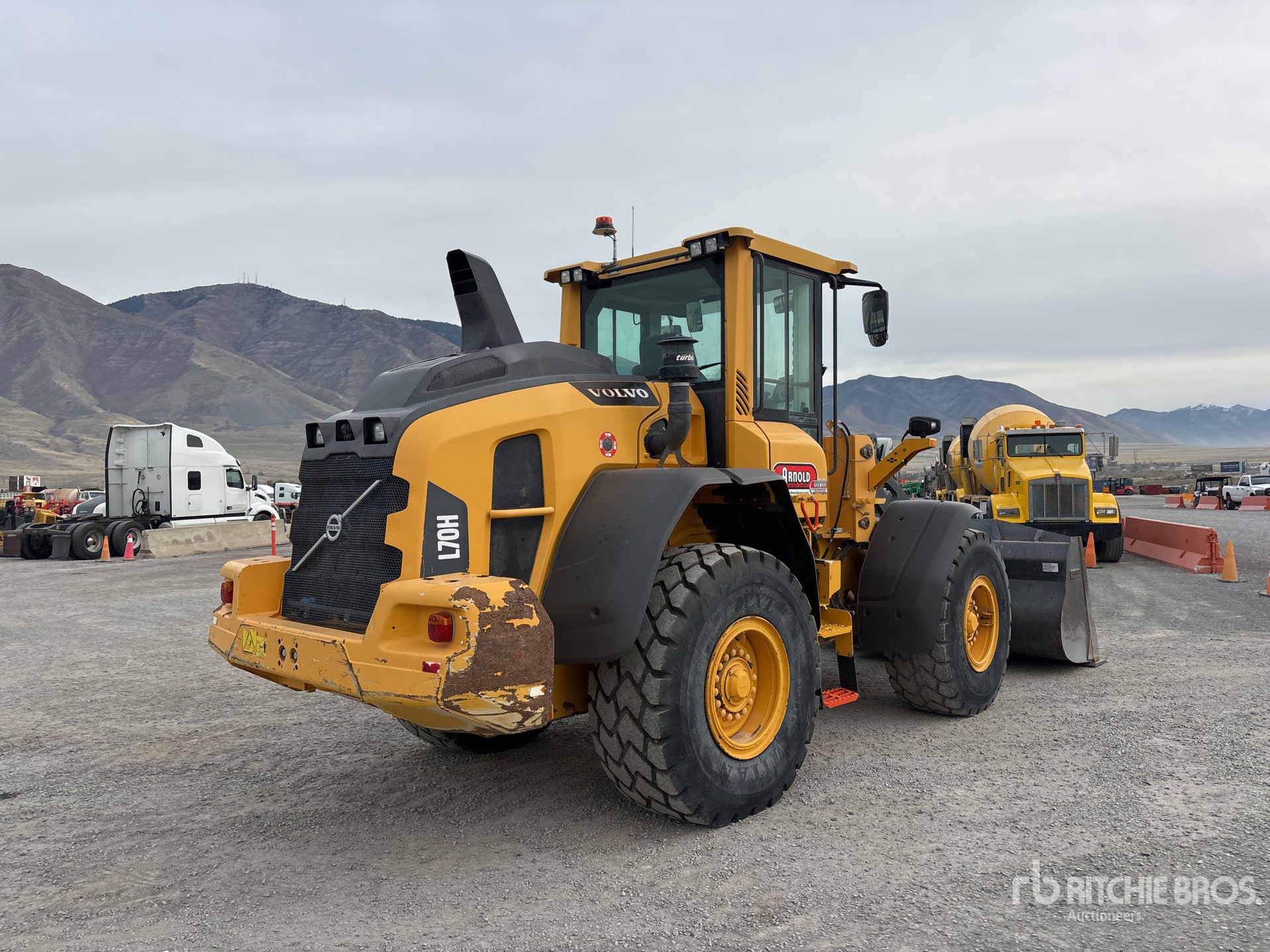 General Appearance with Bild, Ecke hinten rechts