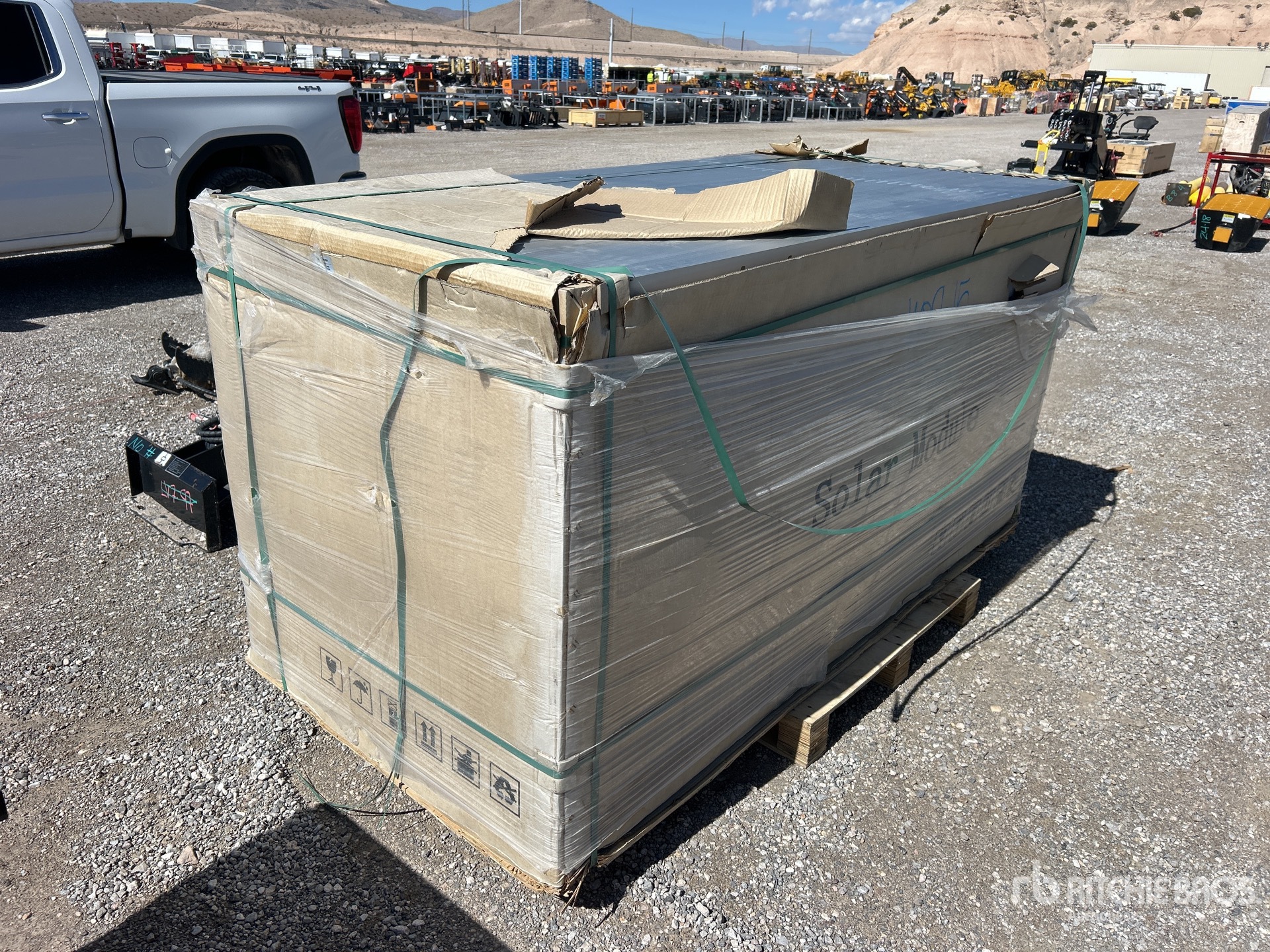 General Appearance with Picture, Left Rear Corner