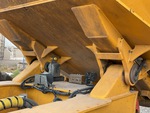Chassis with Połączenia zawiasowe