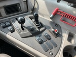 Control Station with Elementy sterujące układem hydraulicznym