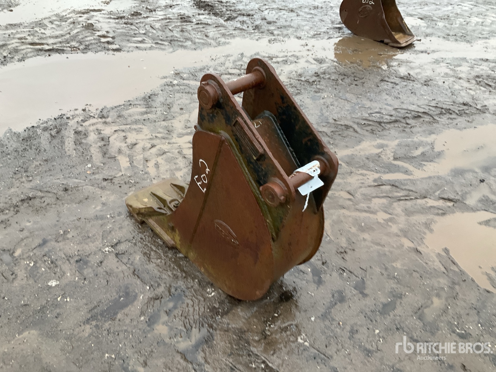 General Appearance with Foto, angolo posteriore sinistro