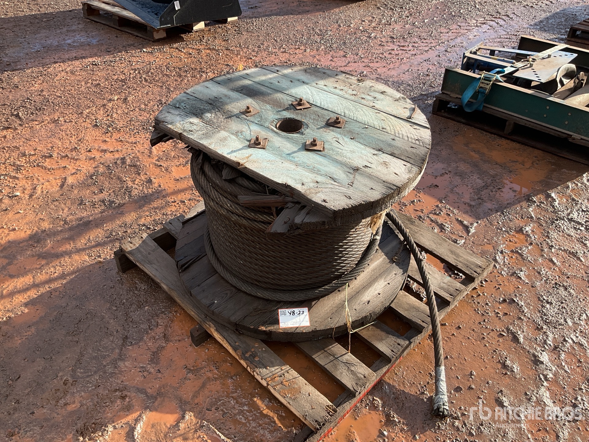 General Appearance with Featured Photo