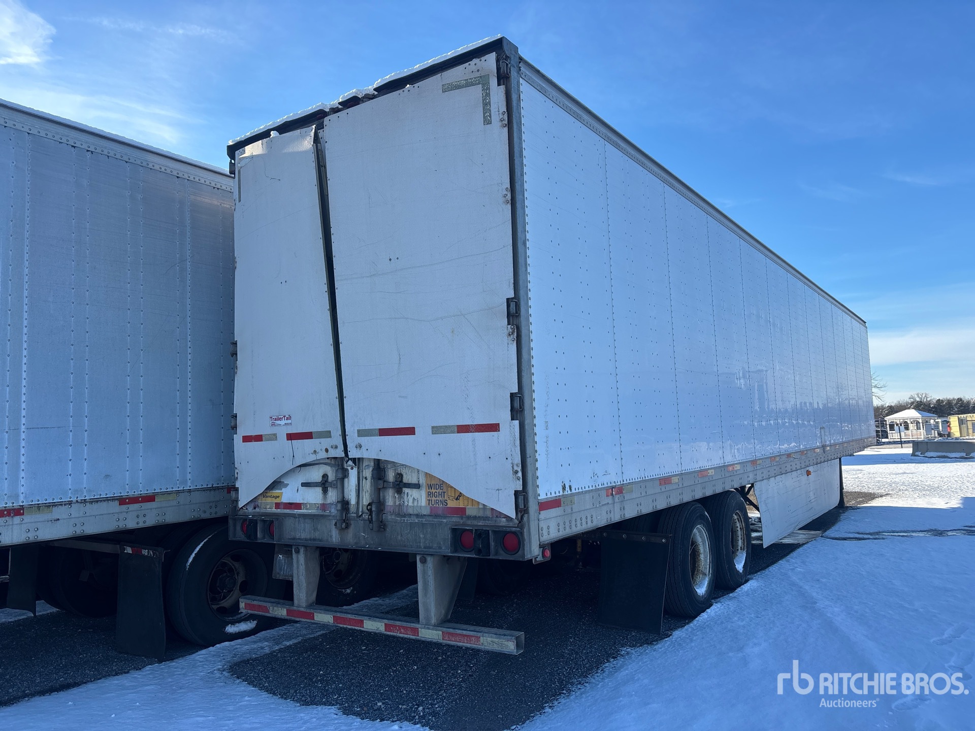 General Appearance with Image, coin arrière droit