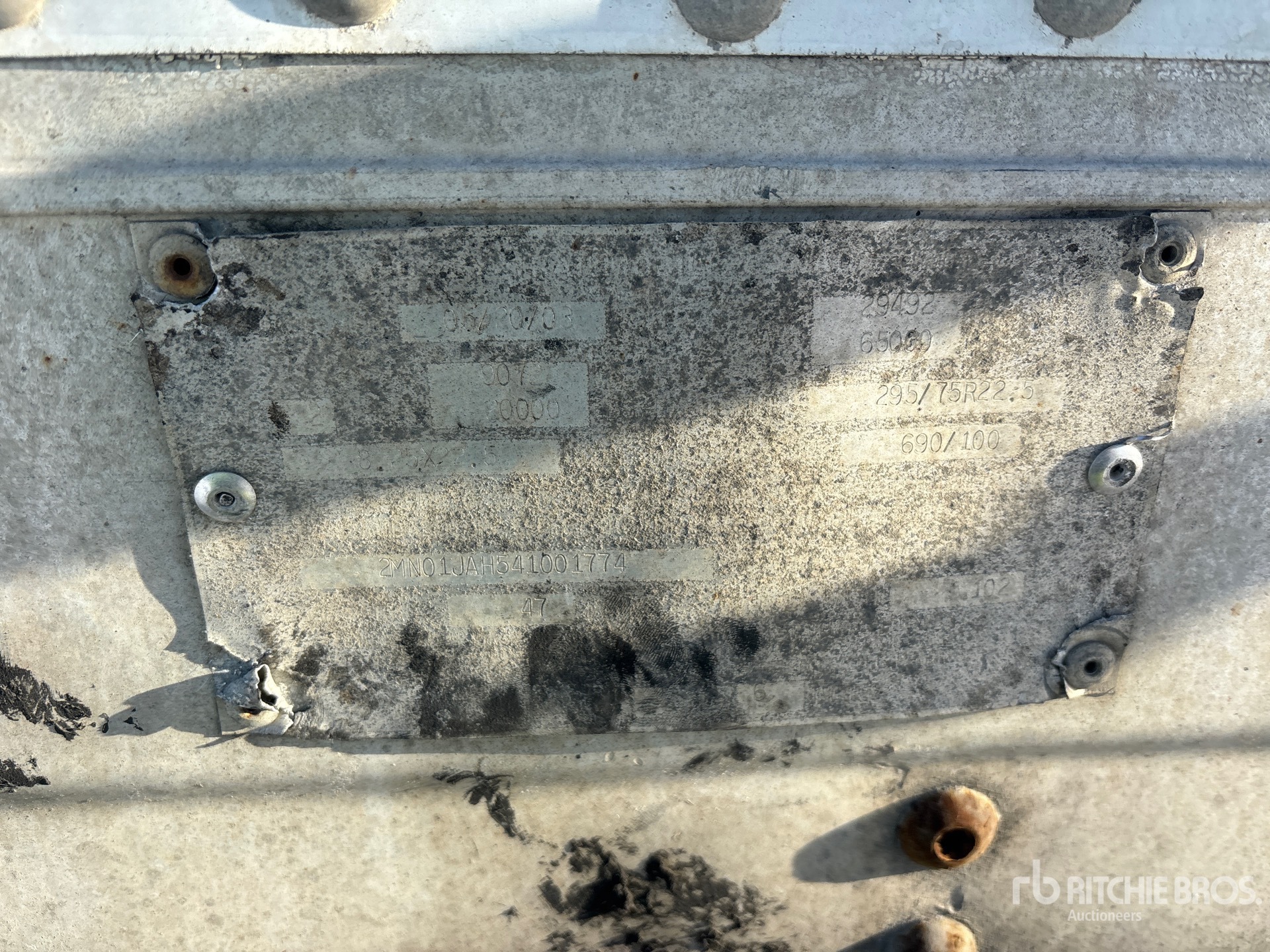 General Appearance with Numéro de série/Numéro d'identification du véhicule automobile