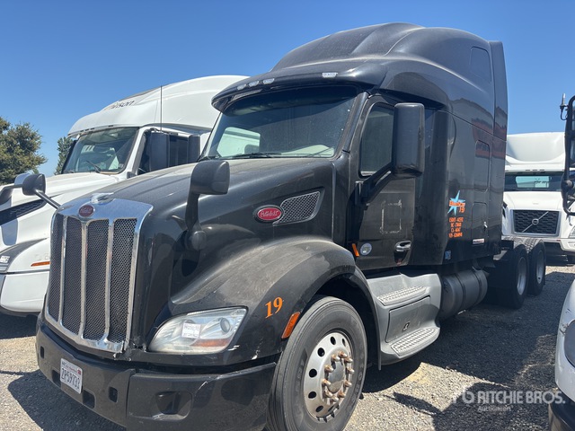 2019 Peterbilt 579 6x4 T/a Sleeper Truck Tractor