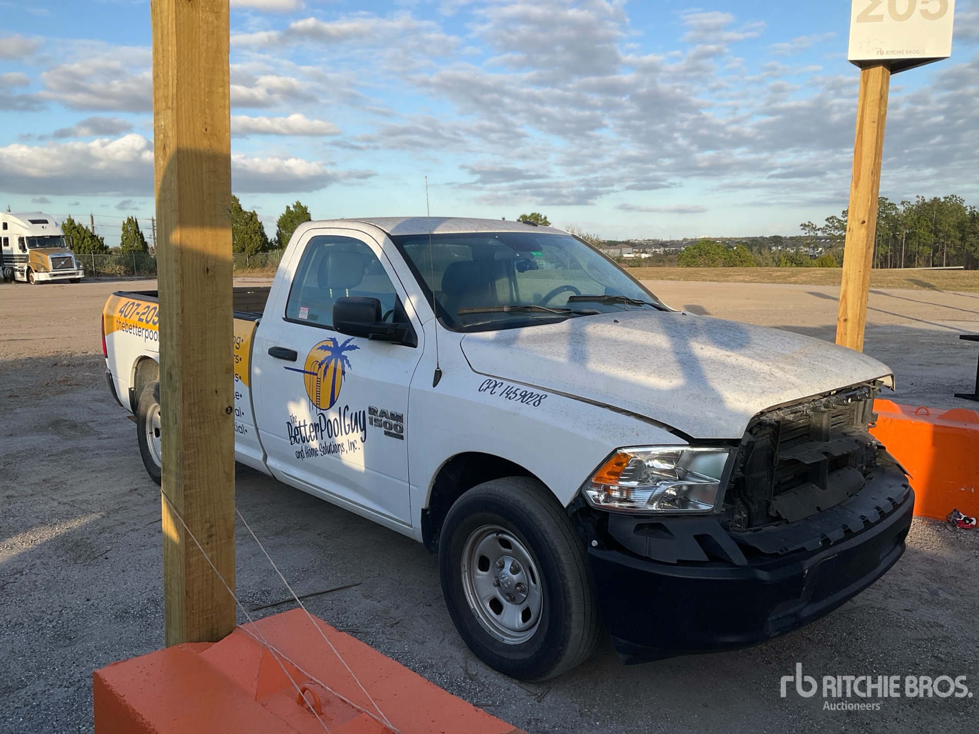 General Appearance with Picture, Right Front Corner