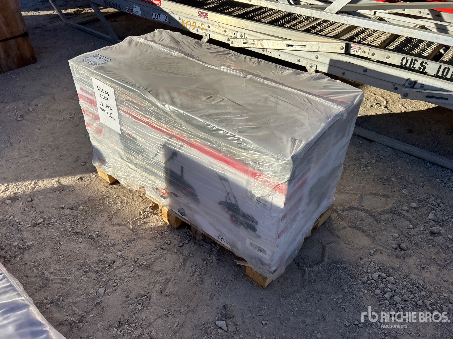 General Appearance with Picture, Left Front Corner