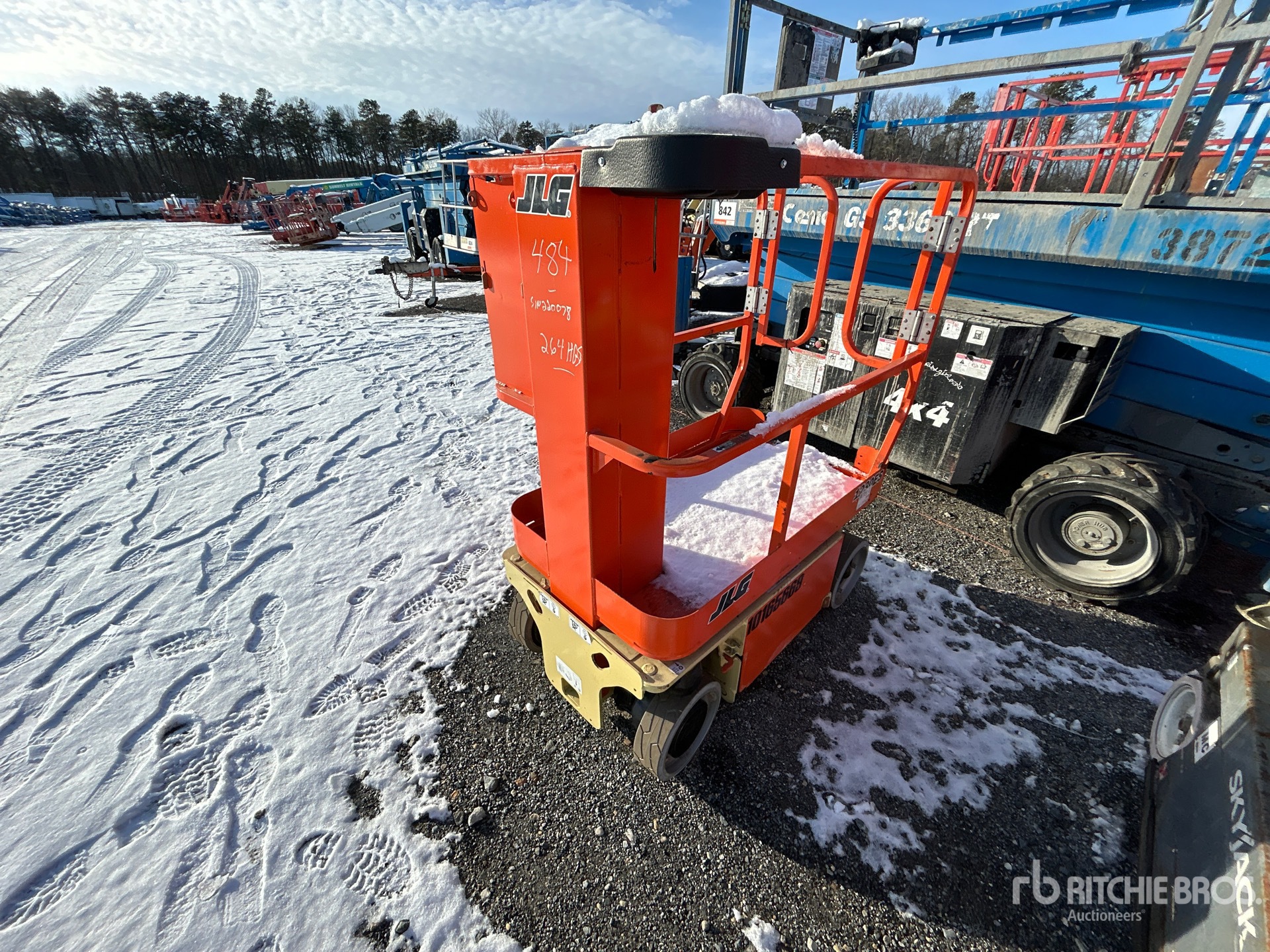 General Appearance with Picture, Right Rear Corner