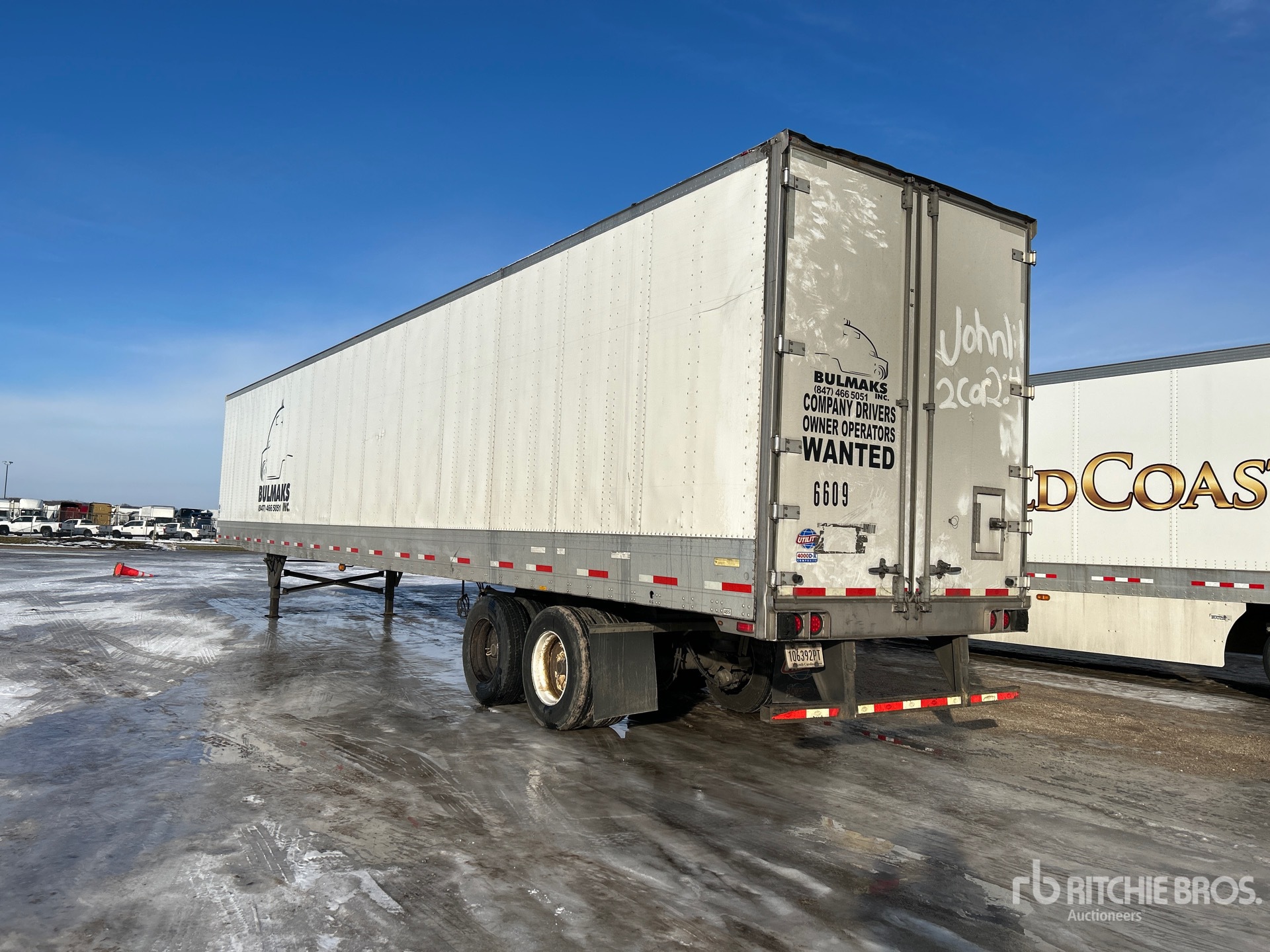 General Appearance with Bild, Ecke hinten links