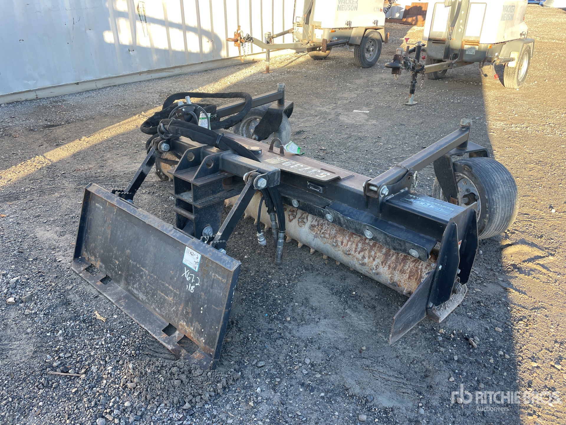 General Appearance with Imagen: esquina trasera derecha