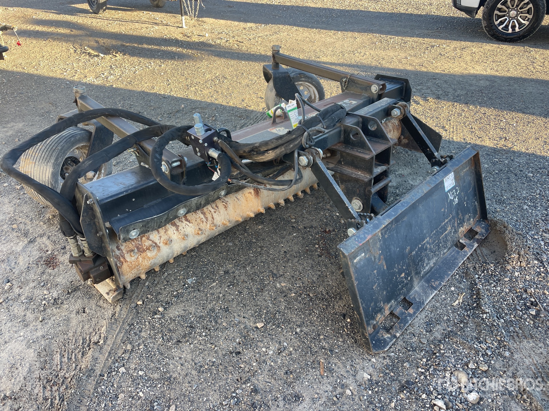 General Appearance with Imagen: esquina trasera izquierda