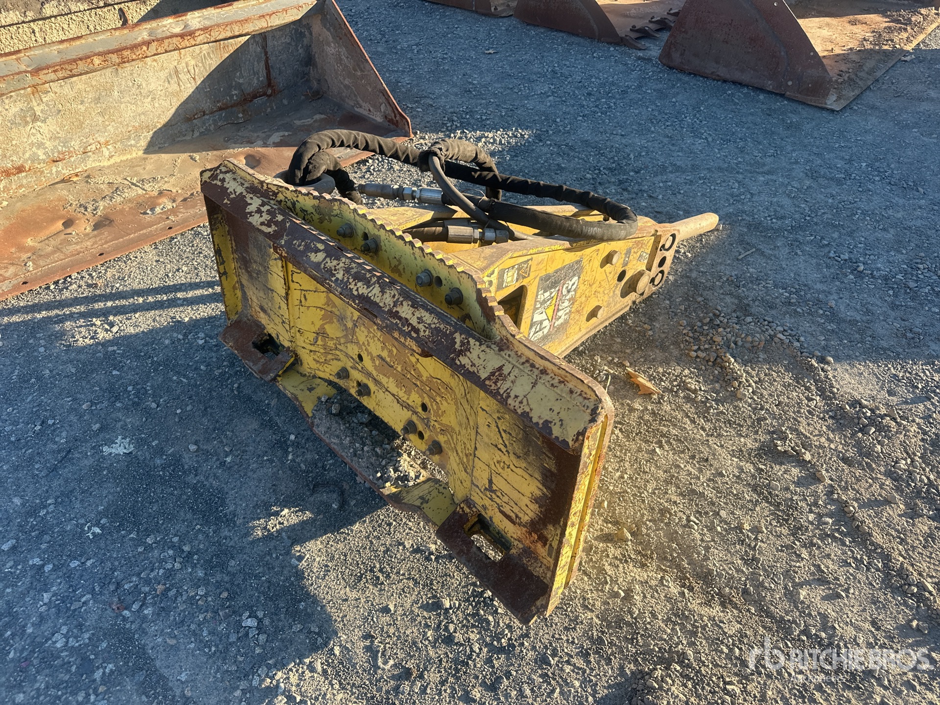 General Appearance with Bild, Ecke hinten rechts