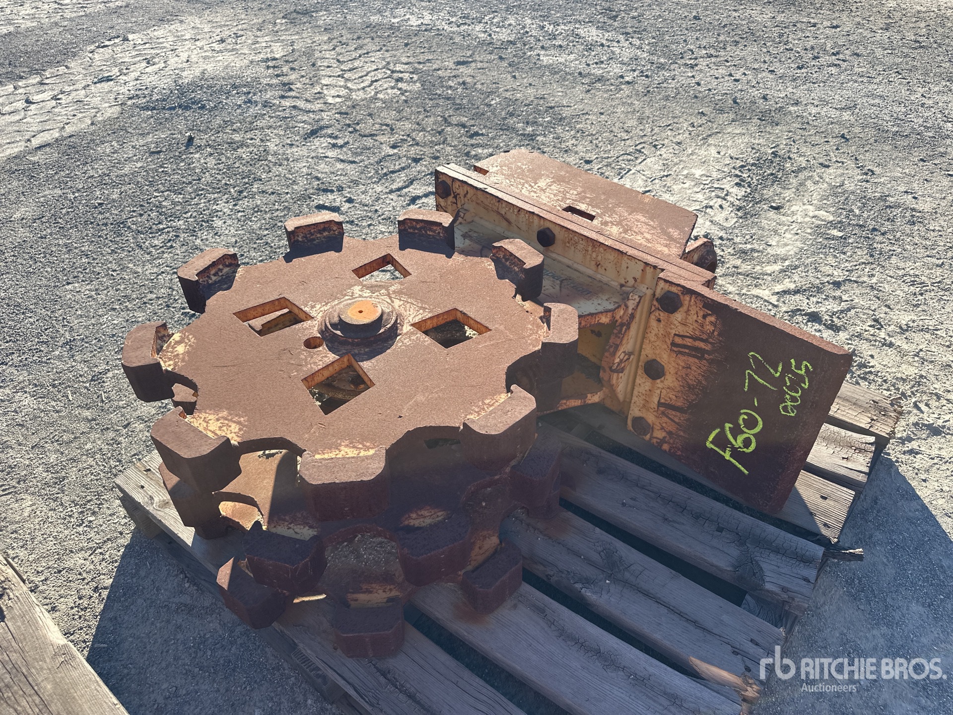 General Appearance with Foto, angolo posteriore sinistro