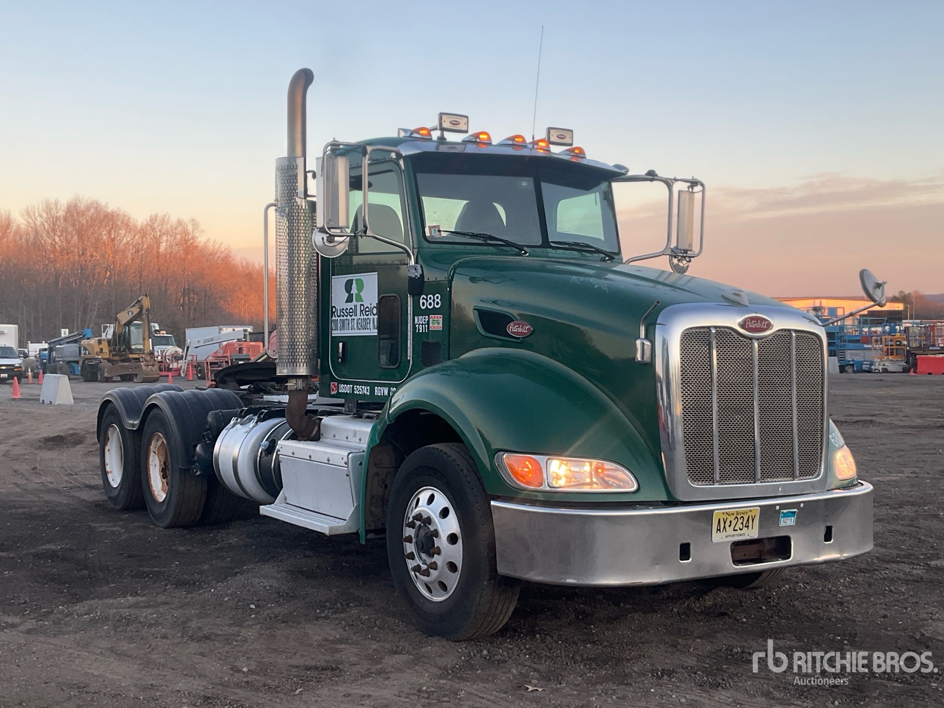 General Appearance with Picture, Right Front Corner