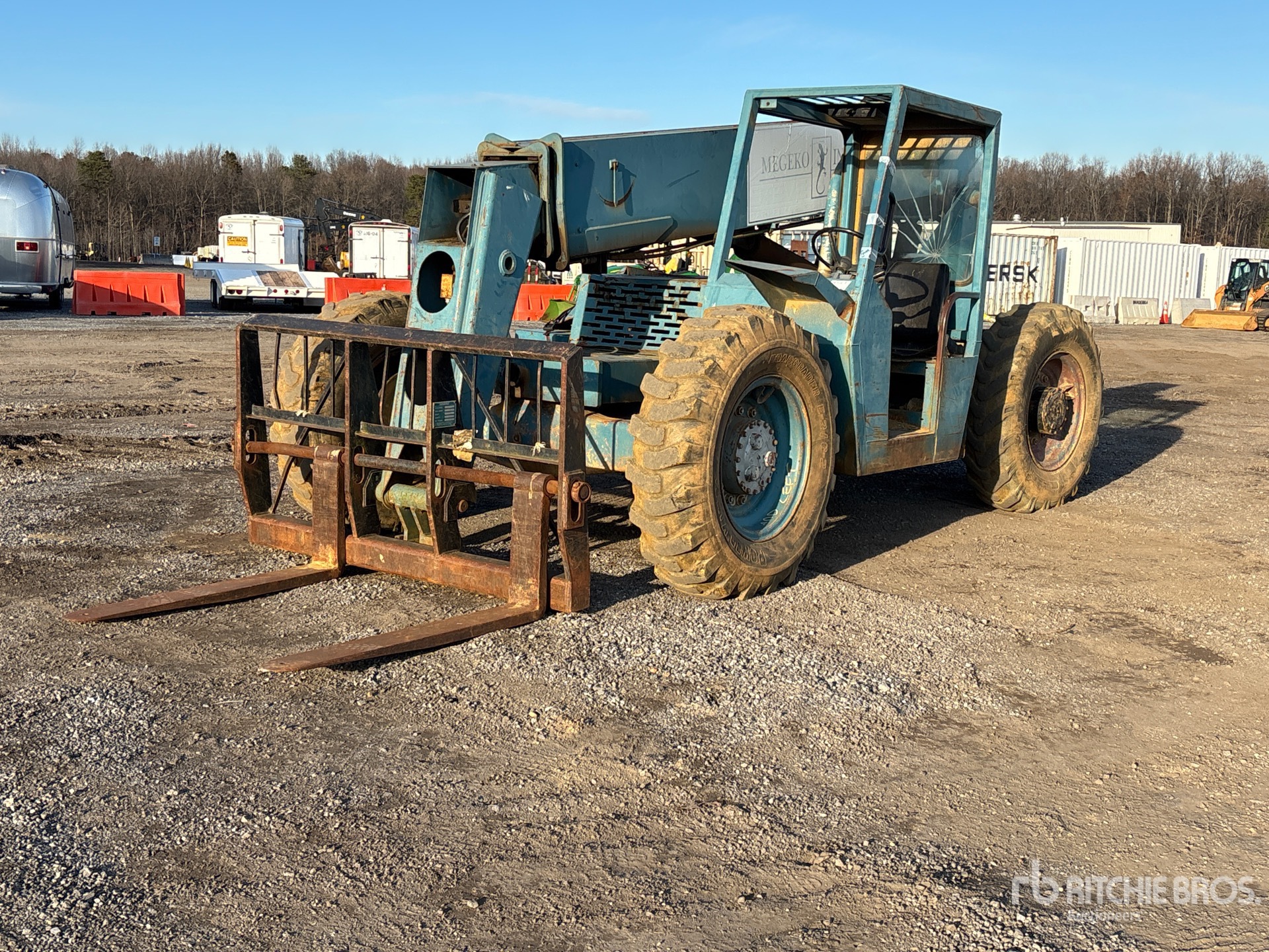 General Appearance with Picture, Left Front Corner