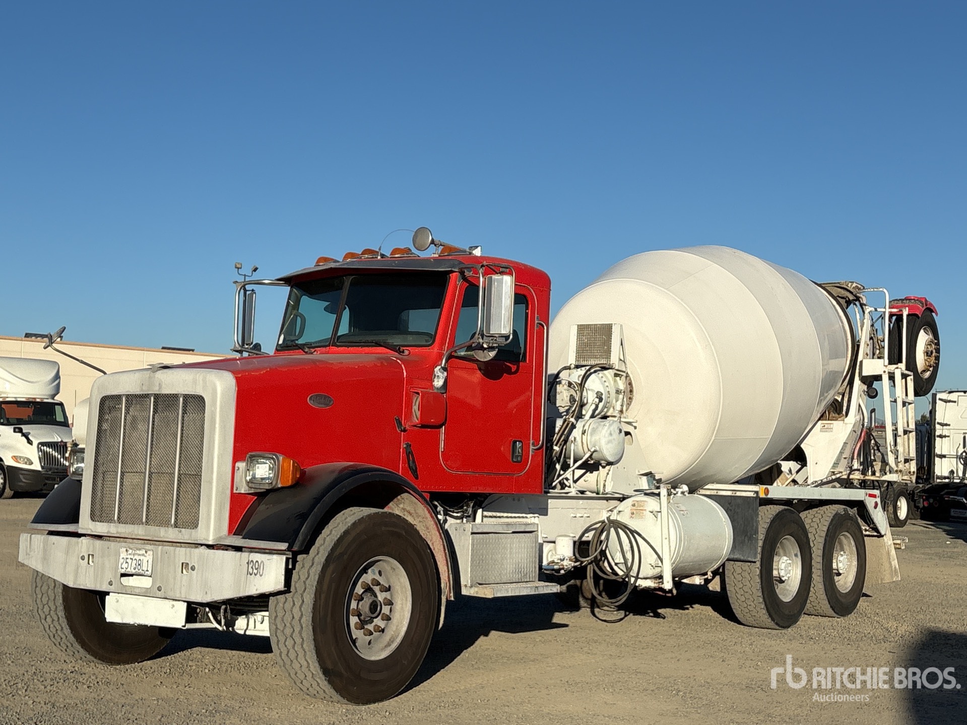 General Appearance with Featured Photo