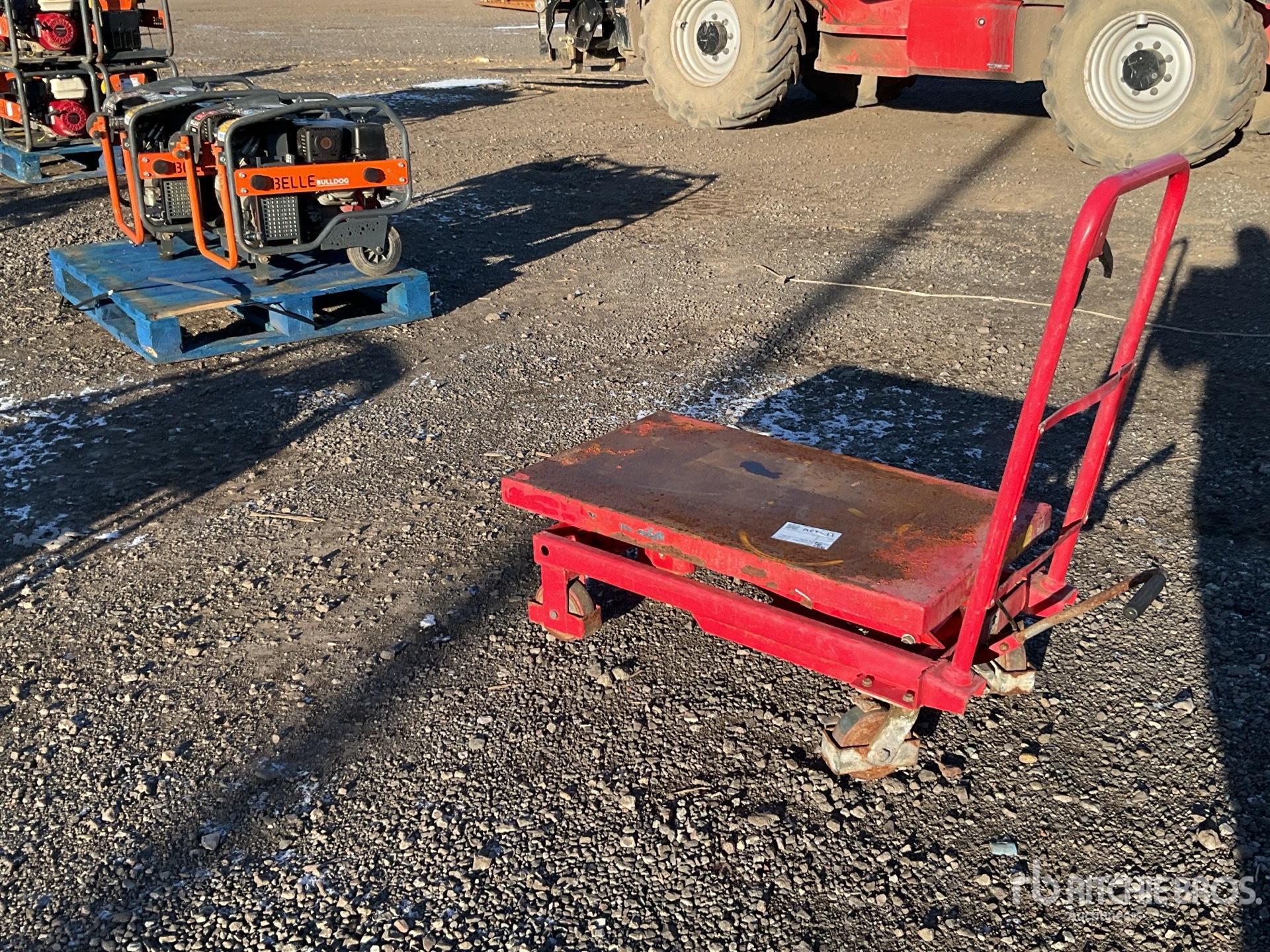 General Appearance with Picture, Right Front Corner