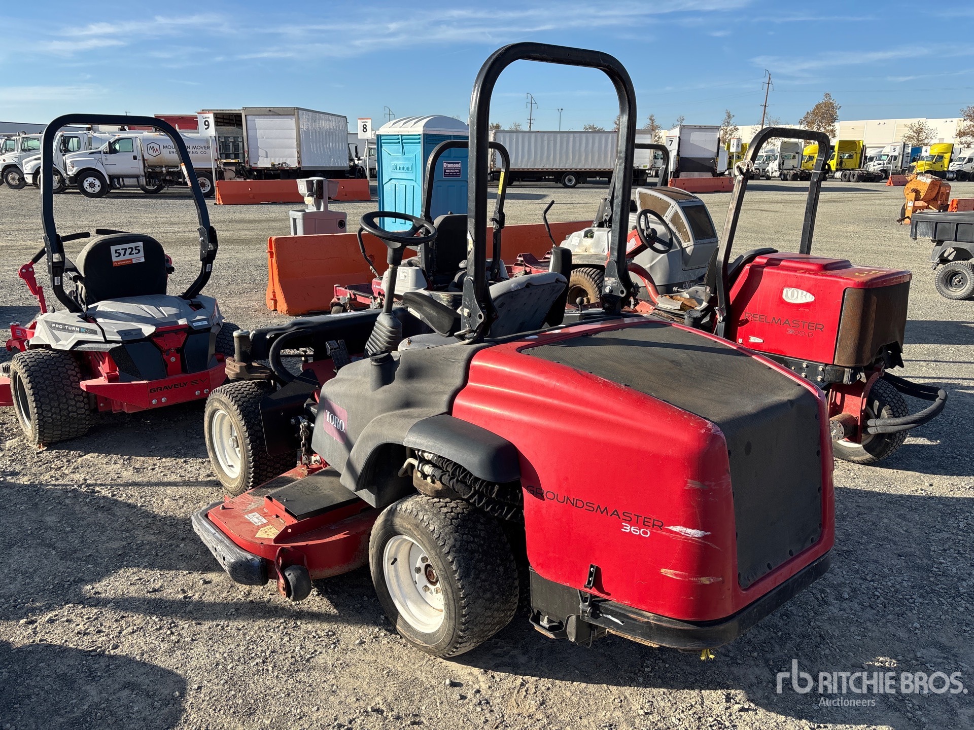 General Appearance with Picture, Left Rear Corner