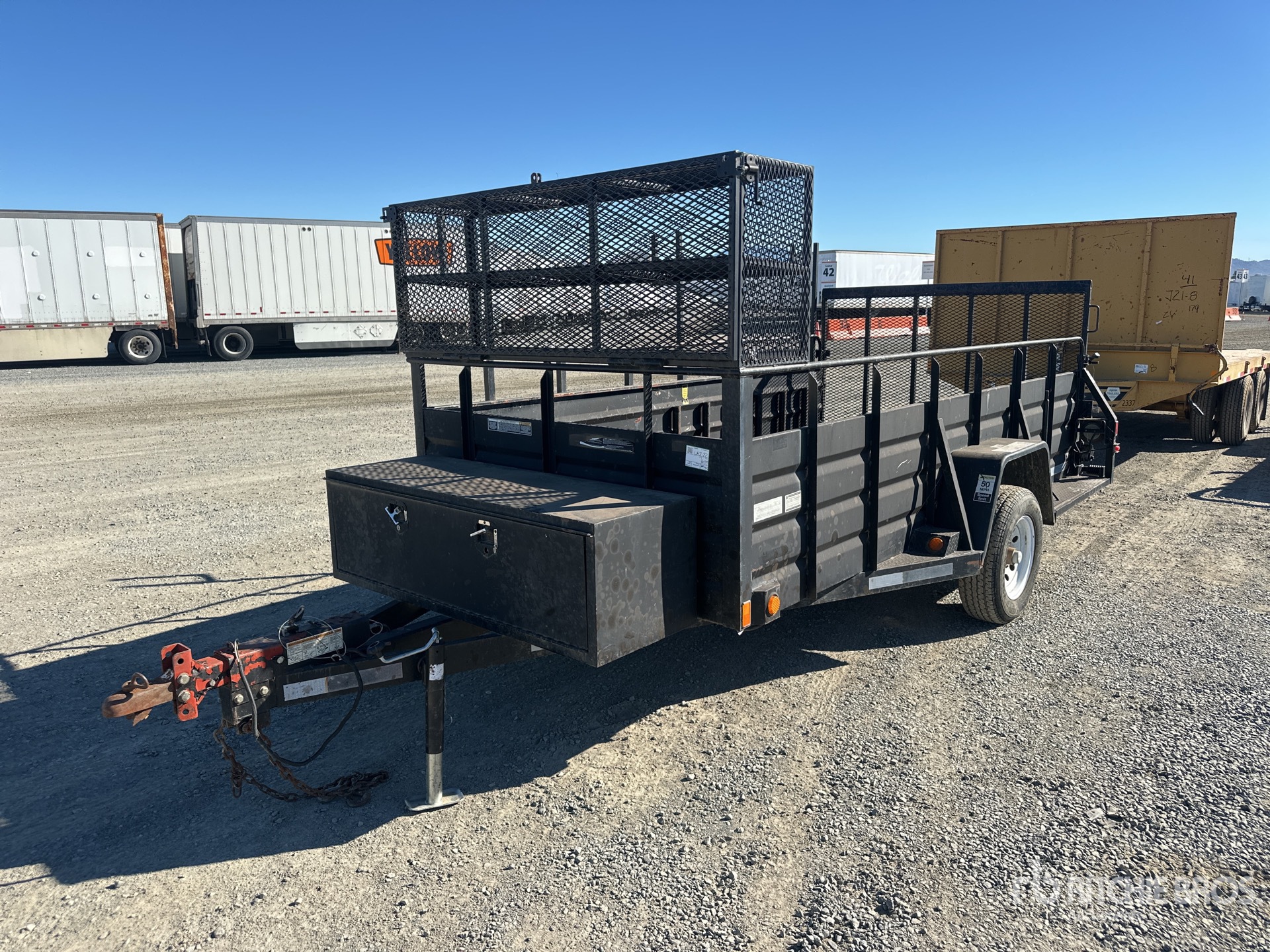 General Appearance with Foto, angolo anteriore sinistro